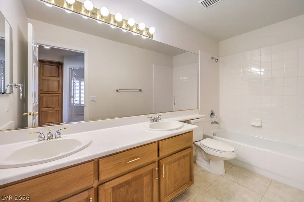 7546 Gossamer Wind, Las Vegas, NV 89139