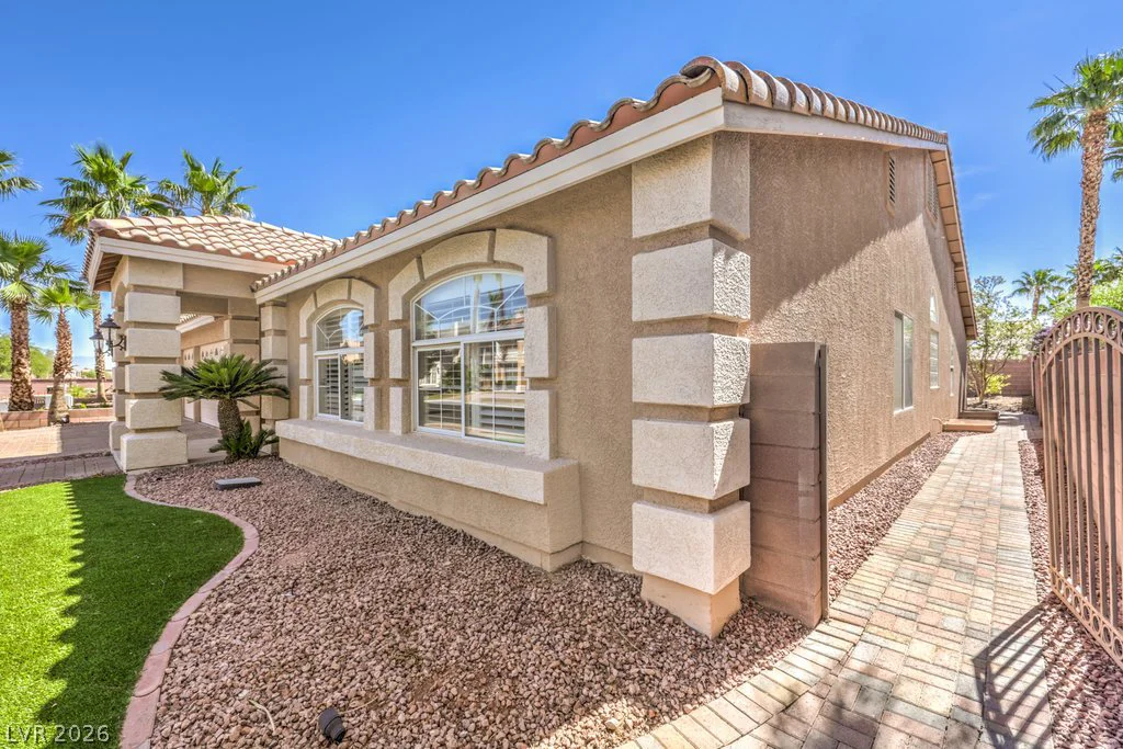 7546 Gossamer Wind, Las Vegas, NV 89139
