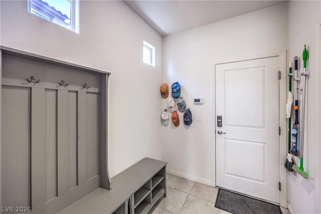 989 Soaring Moon, Henderson, NV 89015
