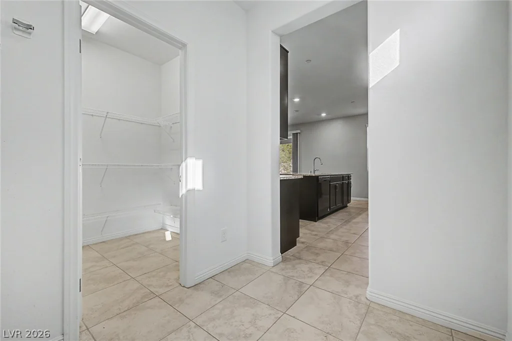 989 Soaring Moon, Henderson, NV 89015
