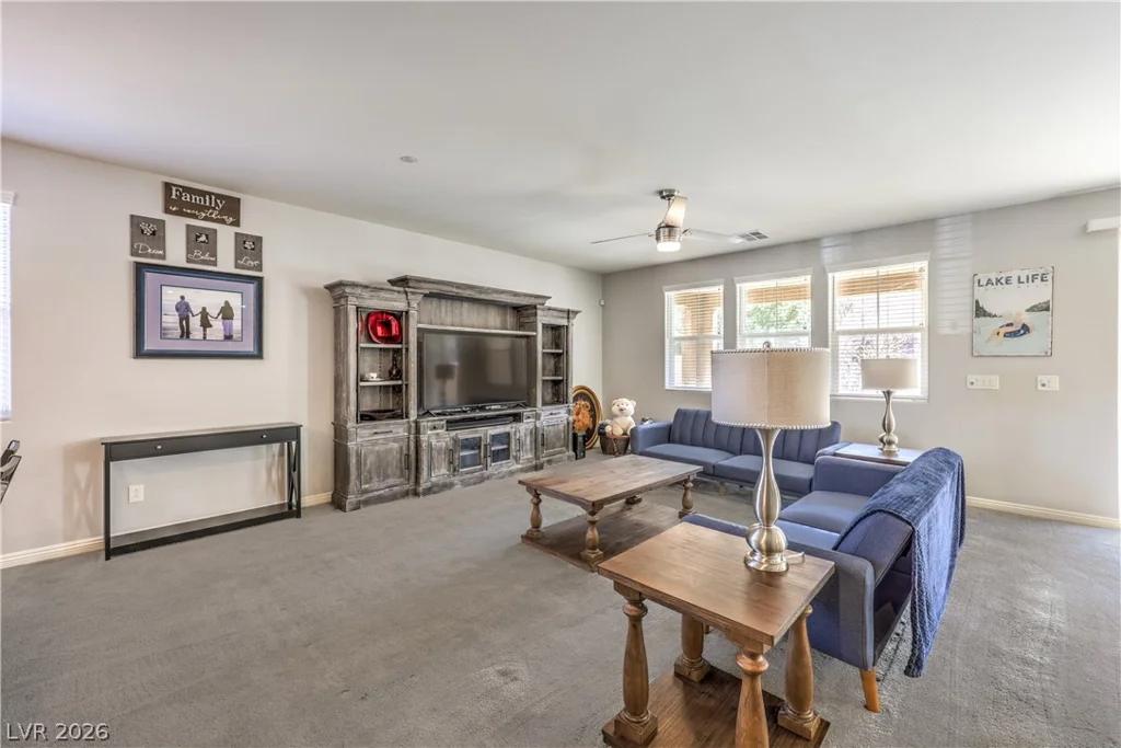989 Soaring Moon, Henderson, NV 89015