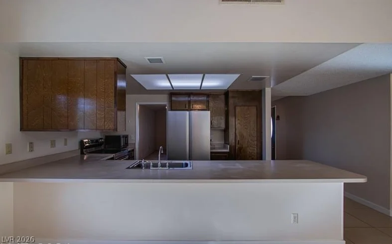 1995 Kamber, Las Vegas, NV 89119