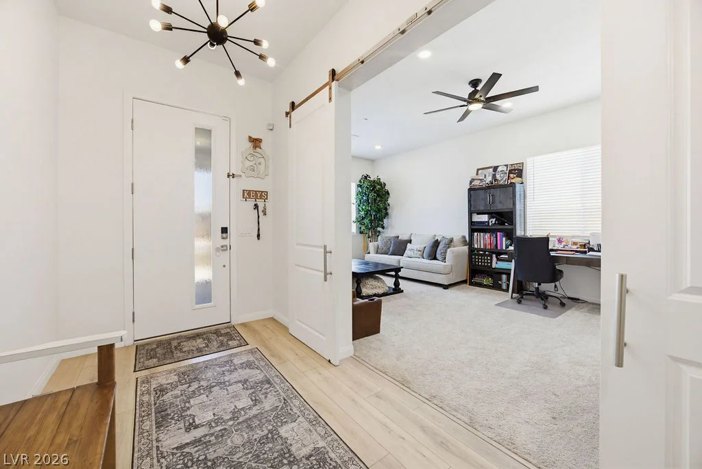 4315 Skylake, Las Vegas, NV 89129