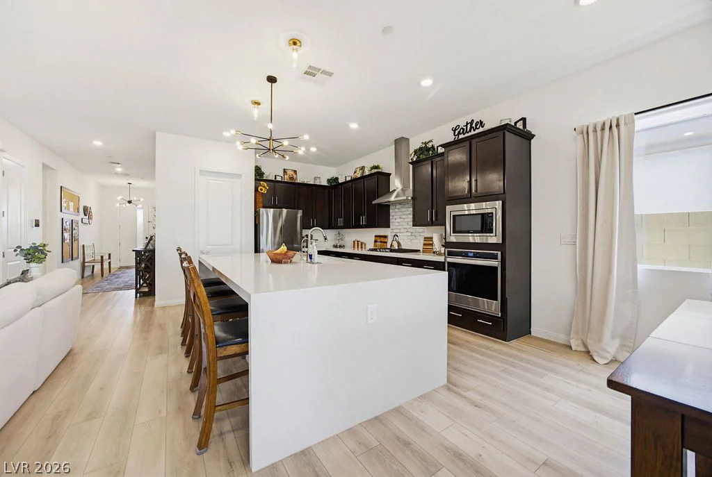 4315 Skylake, Las Vegas, NV 89129
