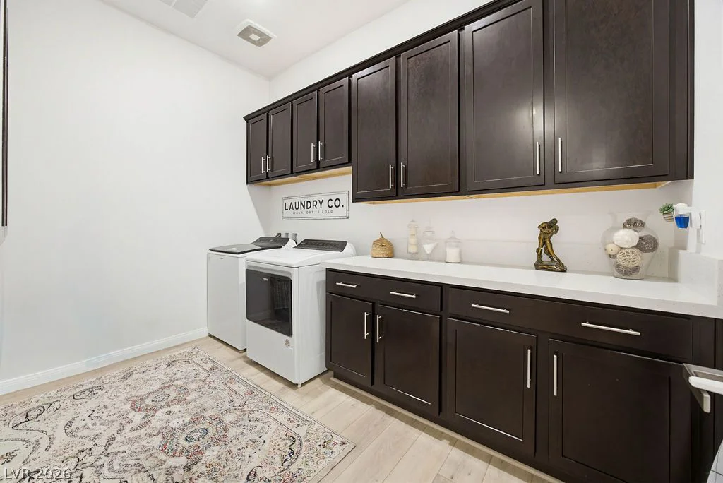 4315 Skylake, Las Vegas, NV 89129