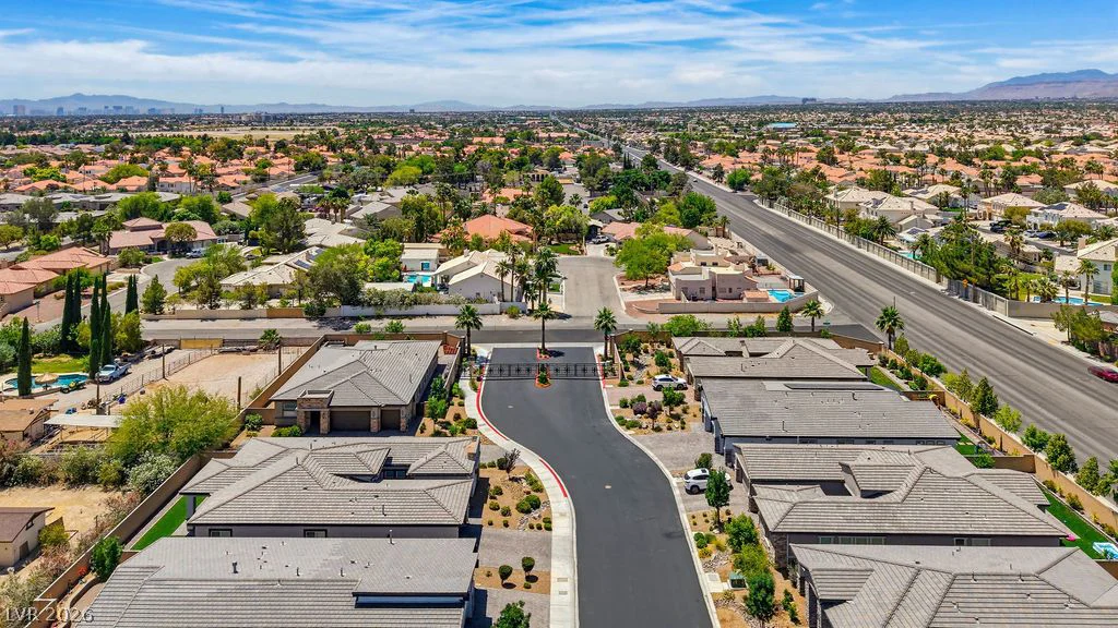 4315 Skylake, Las Vegas, NV 89129