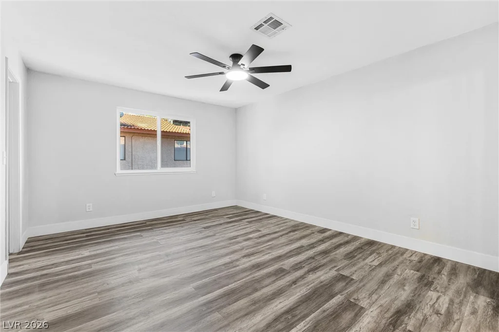 5576 Rochelle, Las Vegas, NV 89103