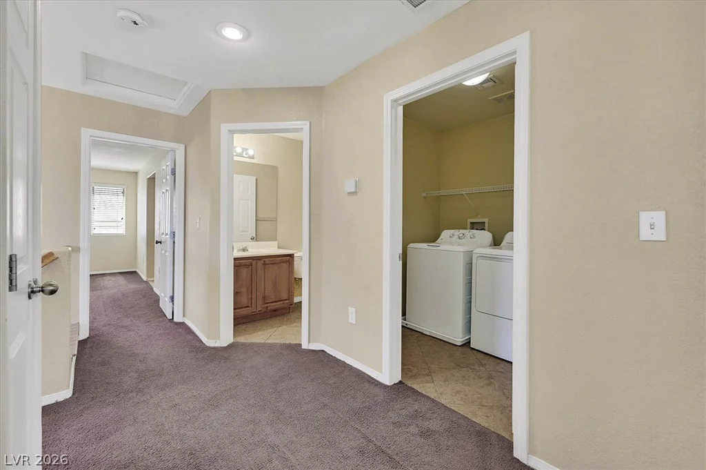 5732 Rose Tiara, Las Vegas, NV 89139