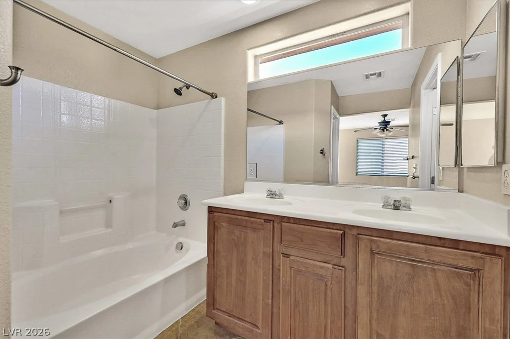5732 Rose Tiara, Las Vegas, NV 89139