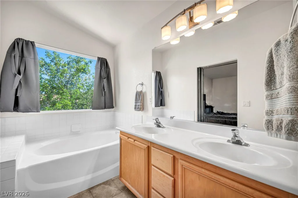 10111 Lookout Bridge, Las Vegas, NV 89183