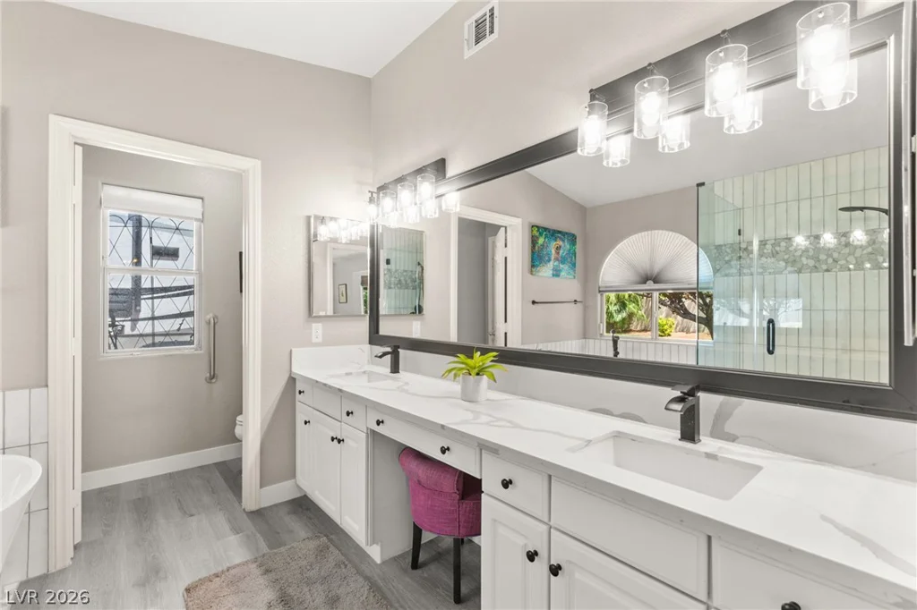 5120 Cold River, Las Vegas, NV 89130