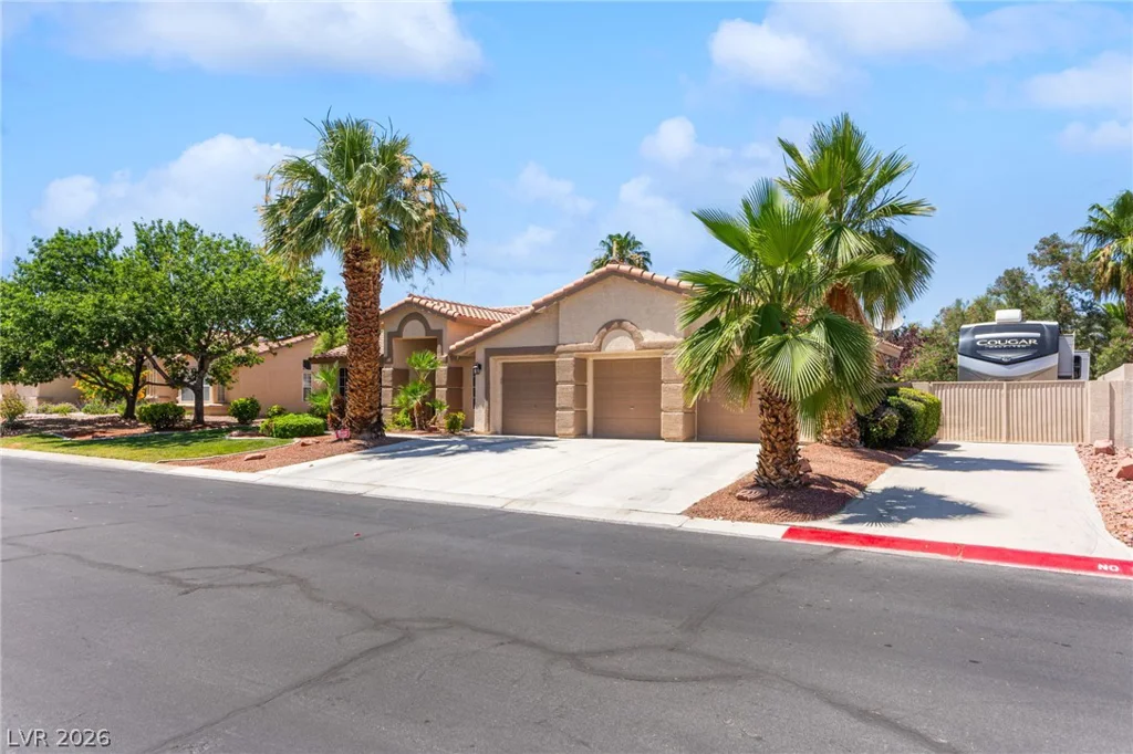 5120 Cold River, Las Vegas, NV 89130