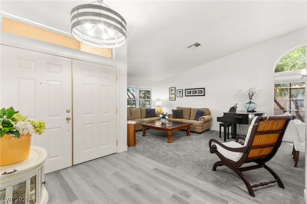 5120 Cold River, Las Vegas, NV 89130