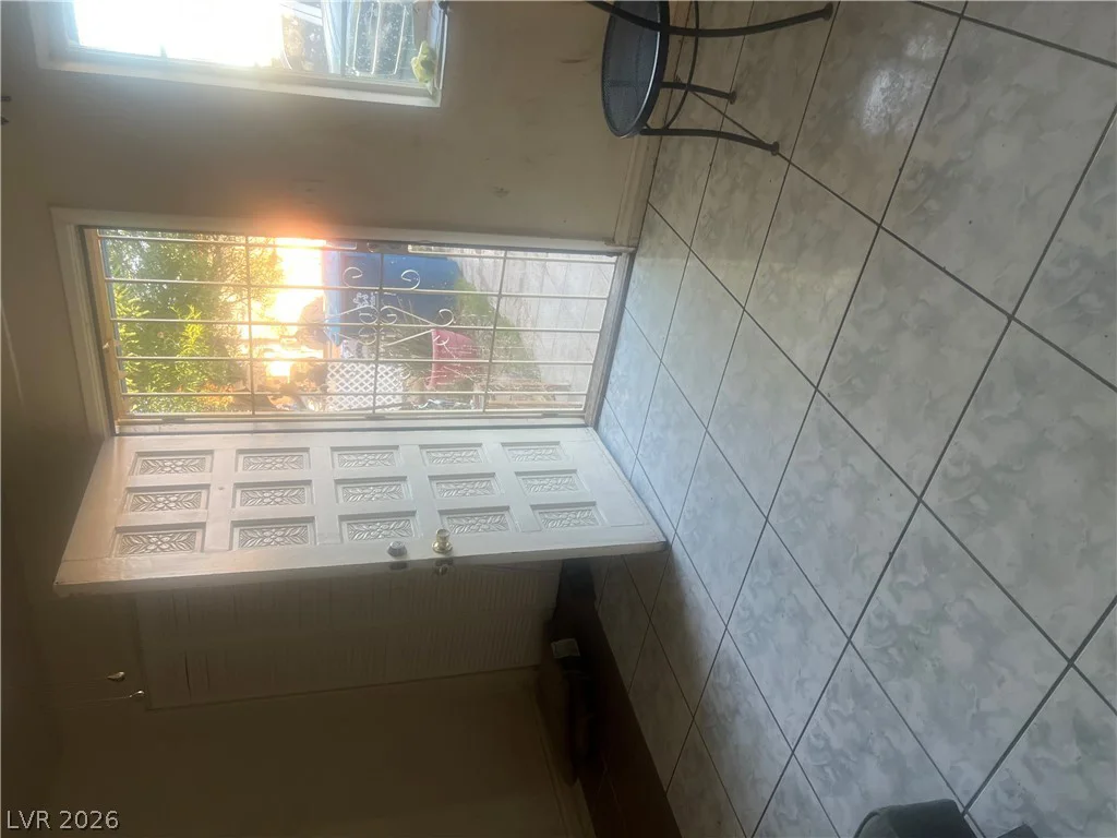 321 Yale, Las Vegas, NV 89107