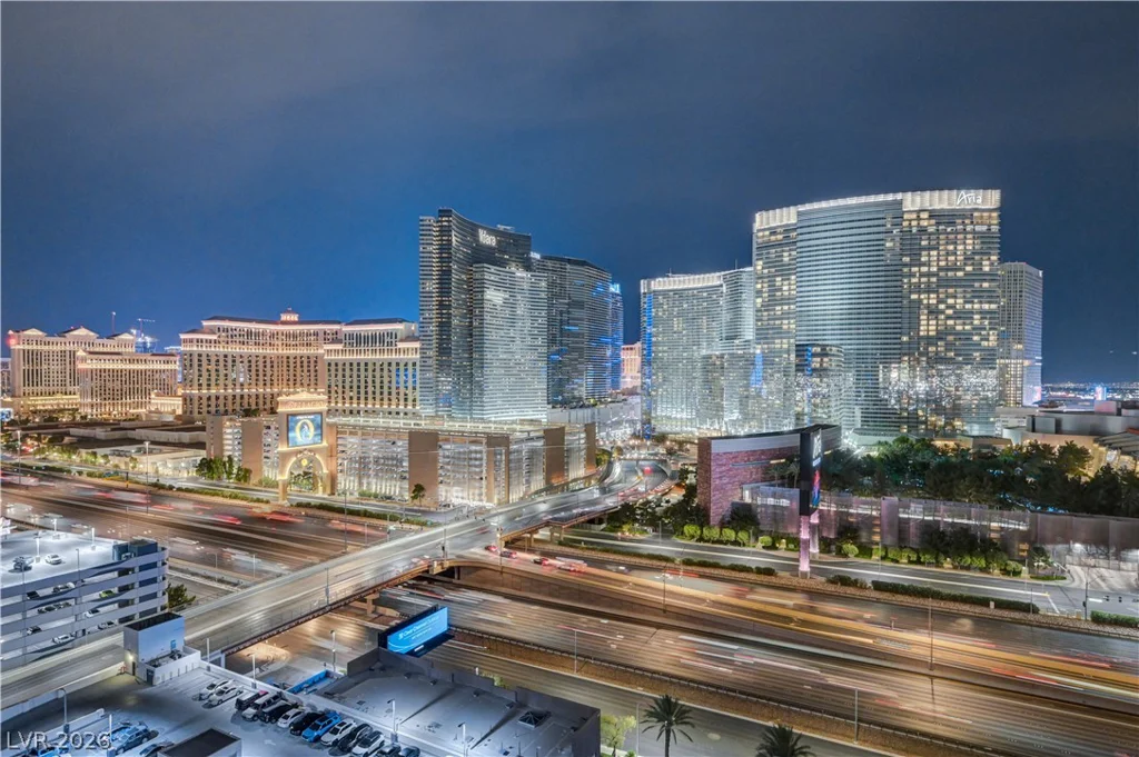 4575 Dean Martin, Las Vegas, NV 89103
