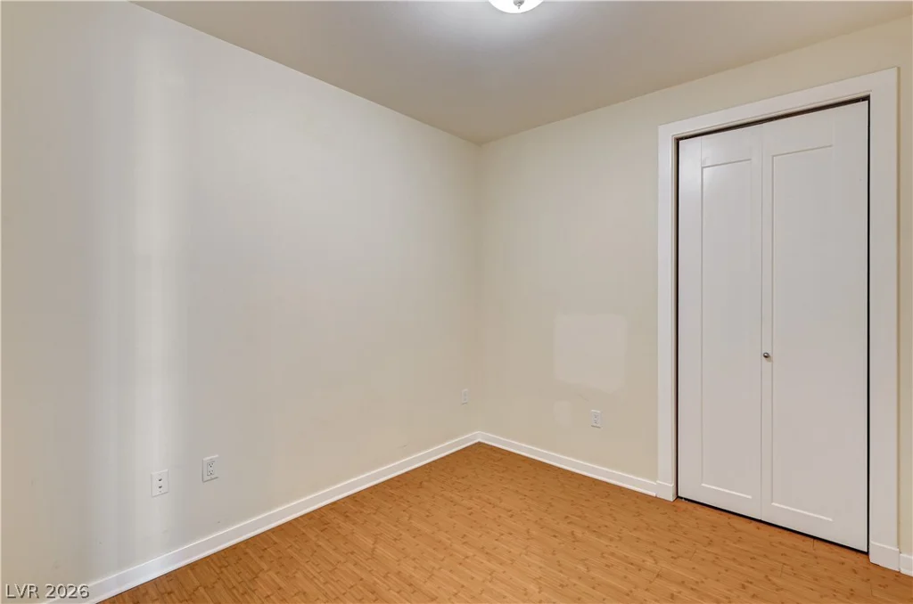 4575 Dean Martin, Las Vegas, NV 89103