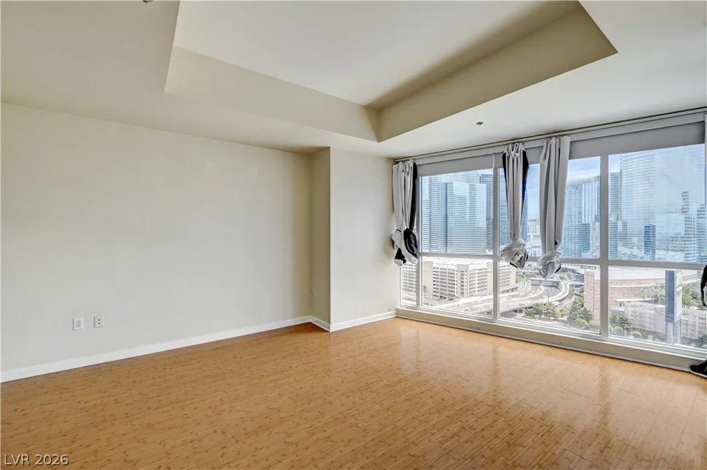 4575 Dean Martin, Las Vegas, NV 89103
