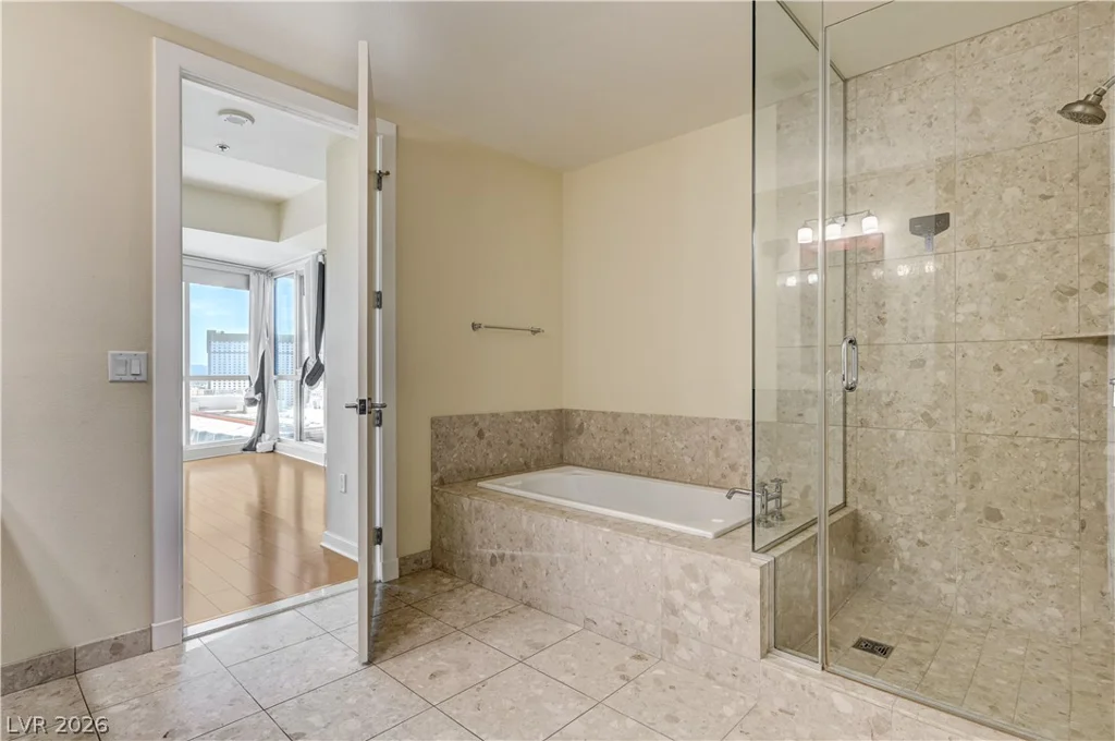4575 Dean Martin, Las Vegas, NV 89103