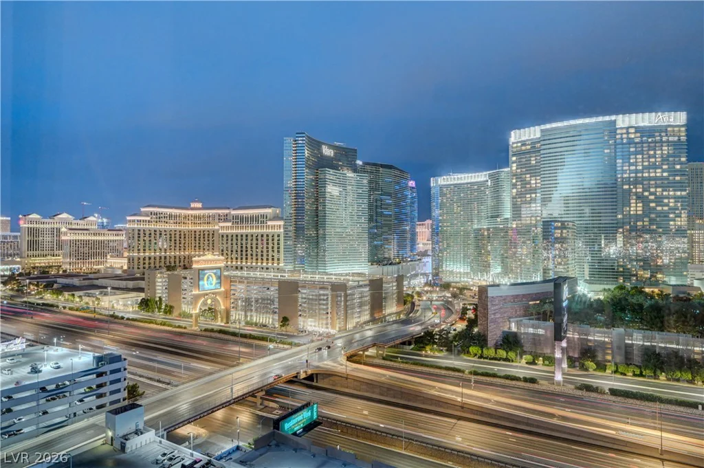 4575 Dean Martin, Las Vegas, NV 89103