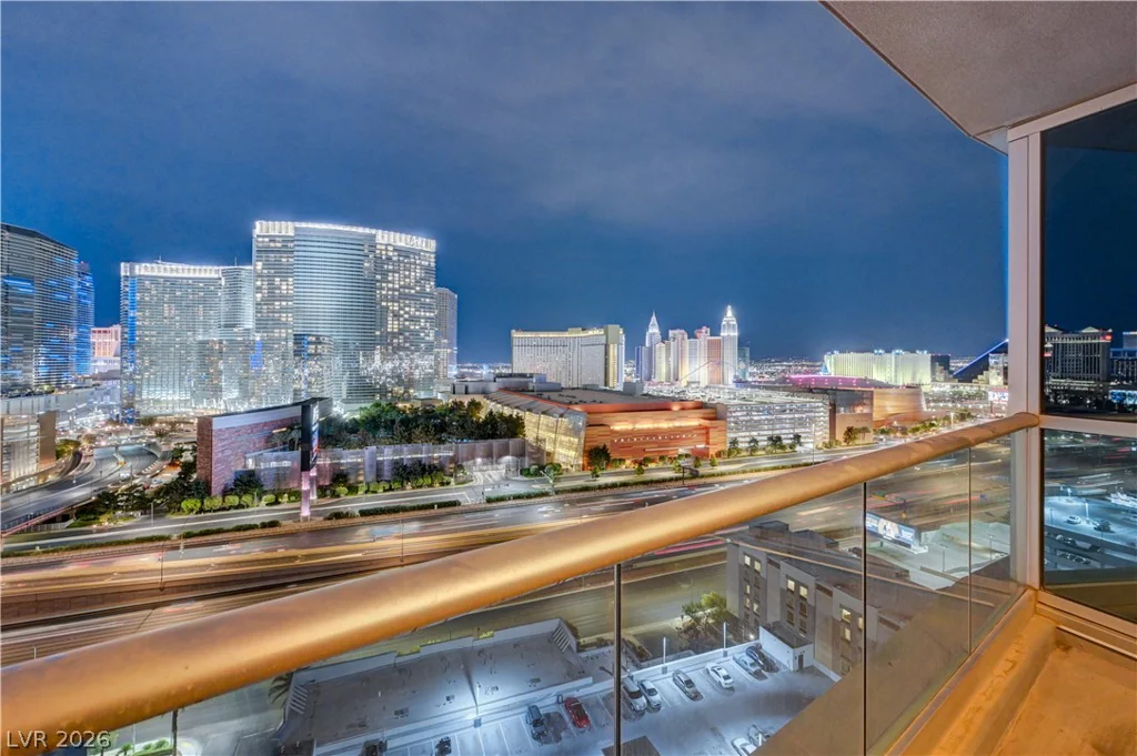 4575 Dean Martin, Las Vegas, NV 89103