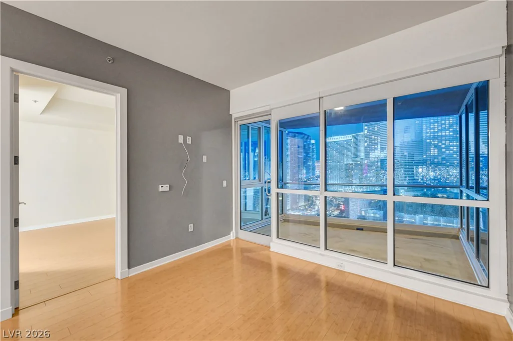 4575 Dean Martin, Las Vegas, NV 89103