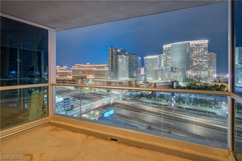 4575 Dean Martin, Las Vegas, NV 89103
