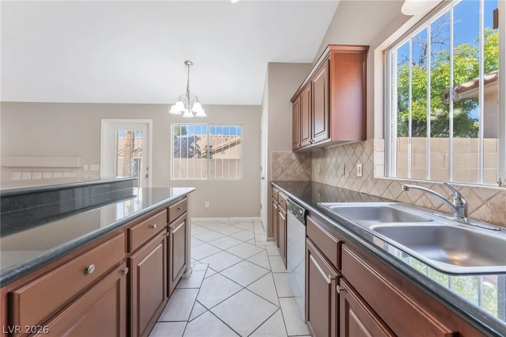 5442 Iberville, North Las Vegas, NV 89031