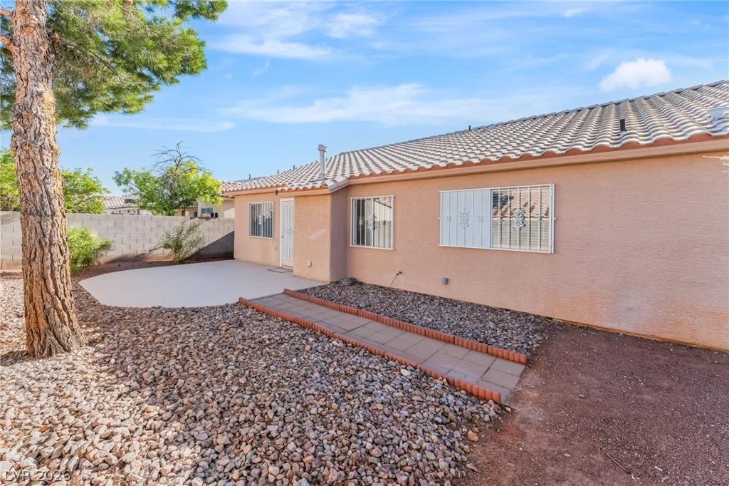 5442 Iberville, North Las Vegas, NV 89031