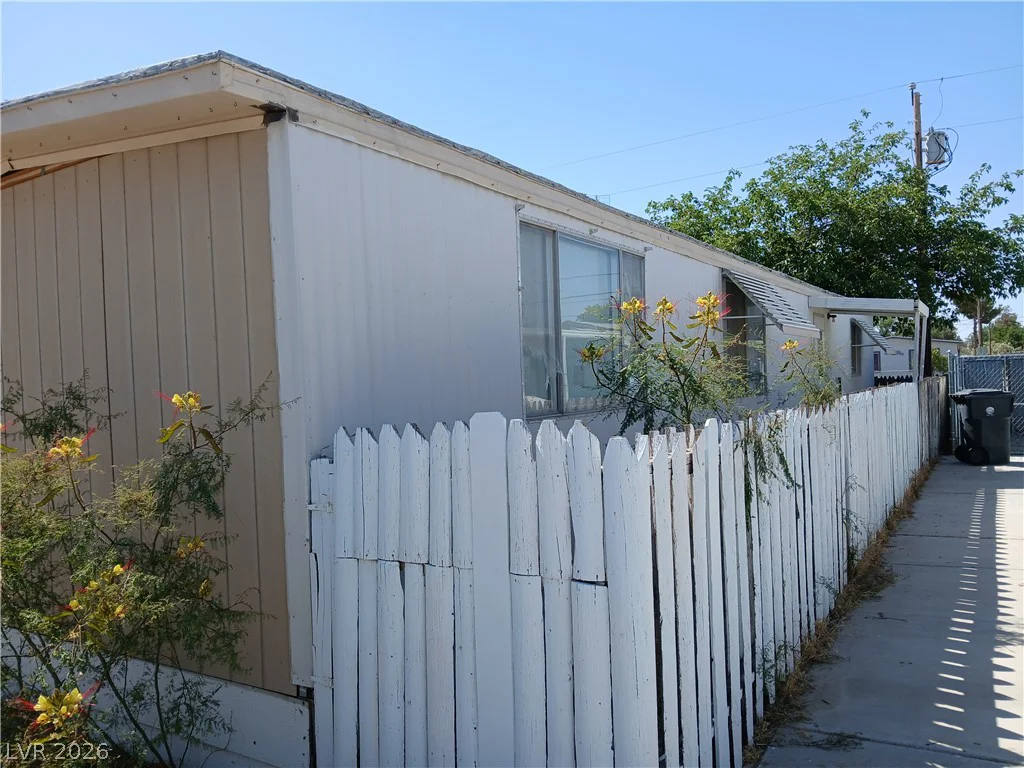 251 Bonnie Claire, Pahrump, NV 89048