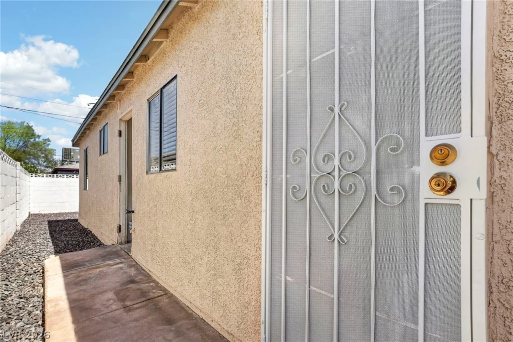 1804 Merze, Henderson, NV 89011
