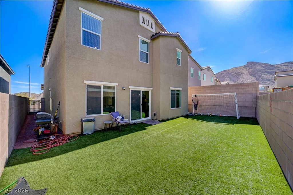 10760 Hickam, Las Vegas, NV 89129