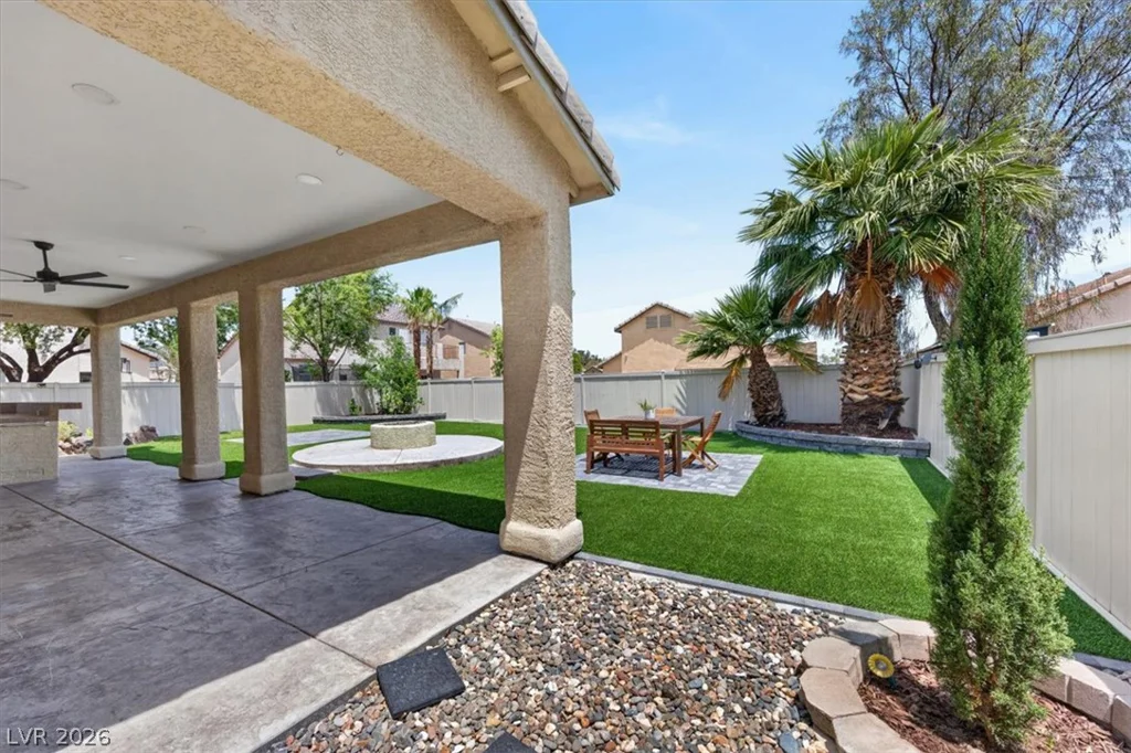 5232 Giallo Vista, North Las Vegas, NV 89031