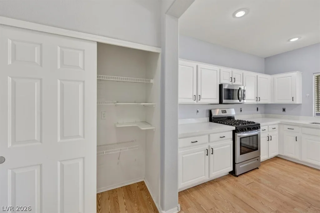 5232 Giallo Vista, North Las Vegas, NV 89031