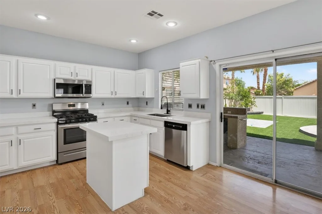 5232 Giallo Vista, North Las Vegas, NV 89031