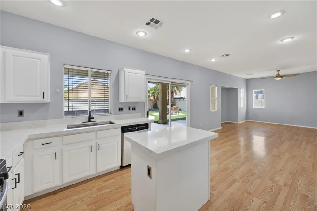 5232 Giallo Vista, North Las Vegas, NV 89031
