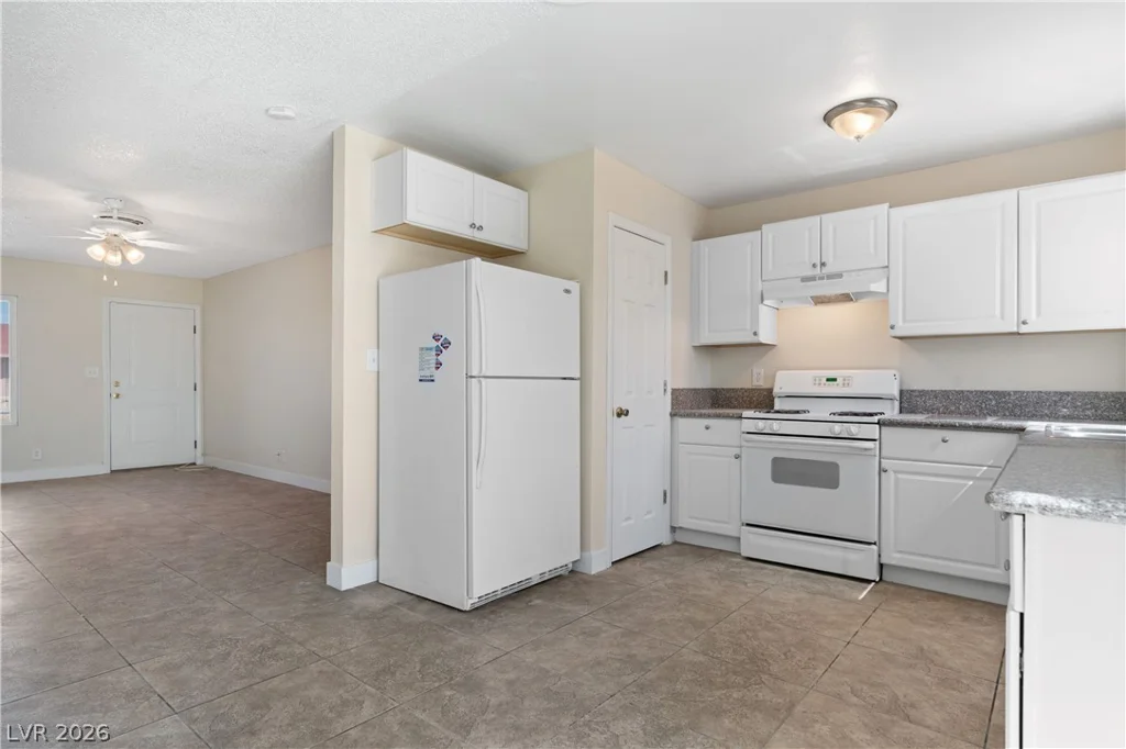 3008 Spear, North Las Vegas, NV 89030