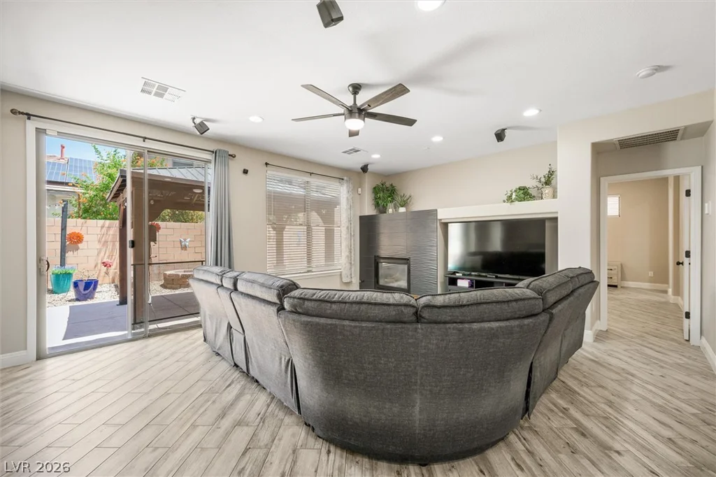 5642 Ouray, North Las Vegas, NV 89081
