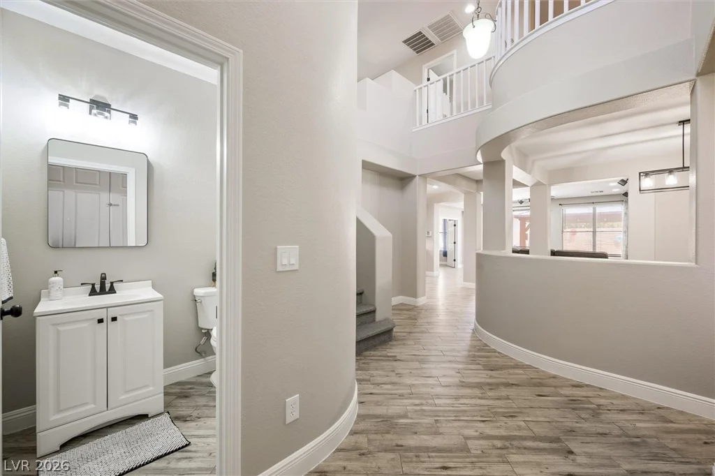 5642 Ouray, North Las Vegas, NV 89081