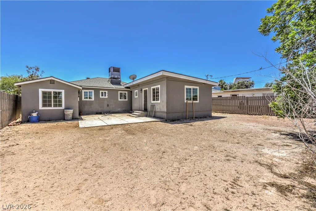 637 Bell, Las Vegas, NV 89101