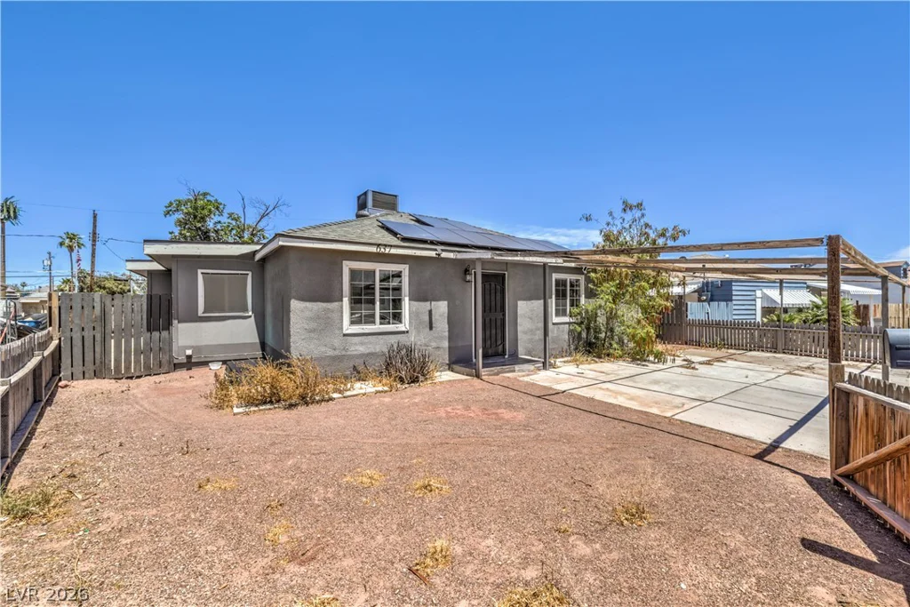 637 Bell, Las Vegas, NV 89101