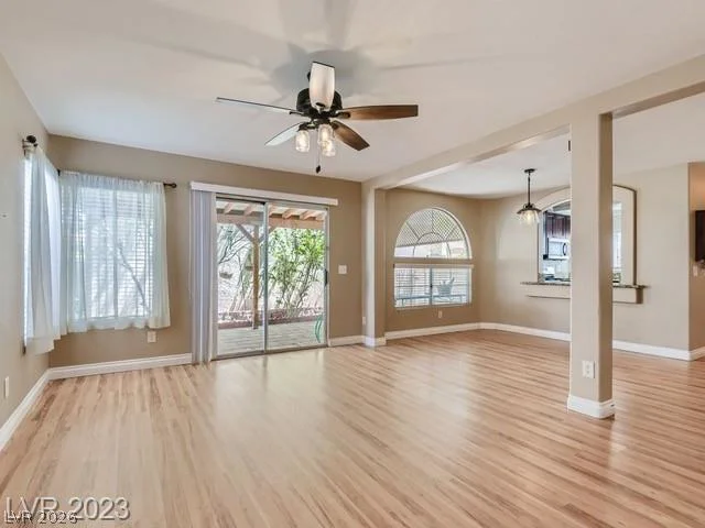3242 Cheltenham, Las Vegas, NV 89129