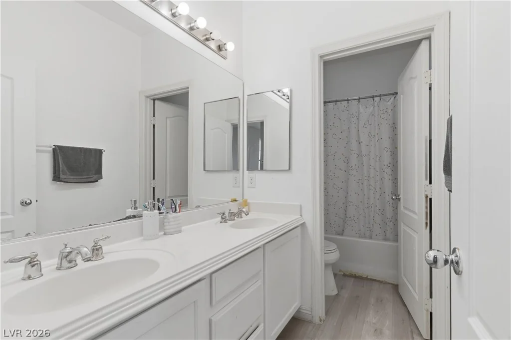 5446 Caprock Canyon, Las Vegas, NV 89139