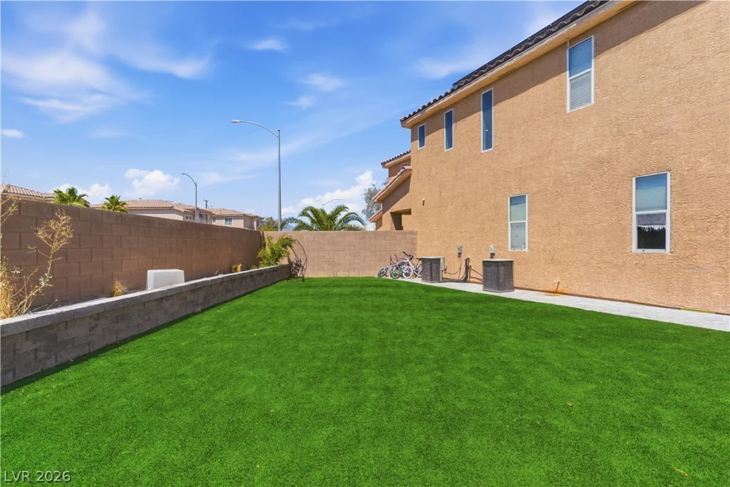 5446 Caprock Canyon, Las Vegas, NV 89139