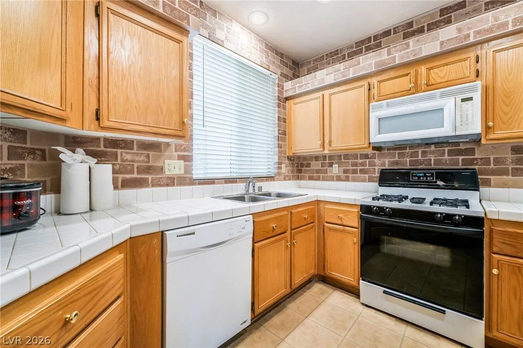 5155 Tropicana, Las Vegas, NV 89103