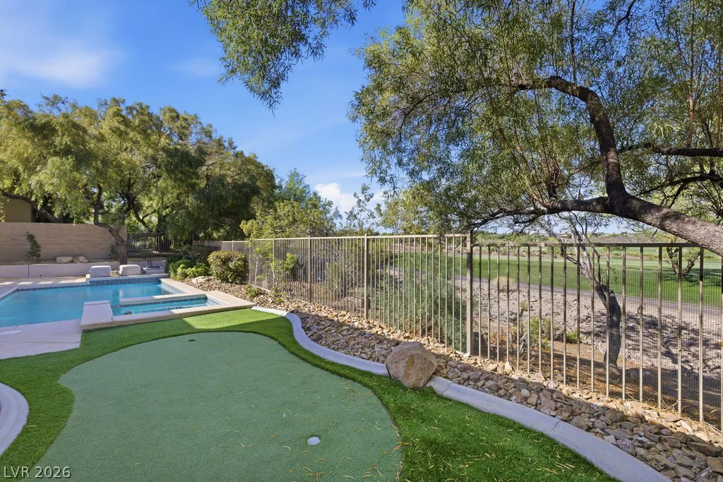 15 Clear Crossing, Henderson, NV 89052