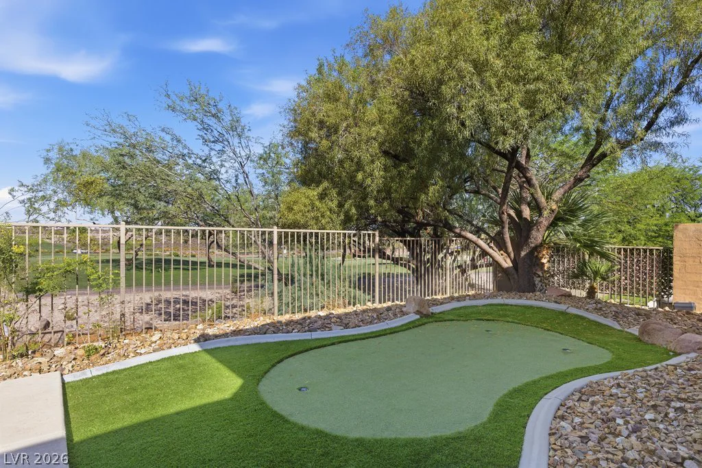 15 Clear Crossing, Henderson, NV 89052