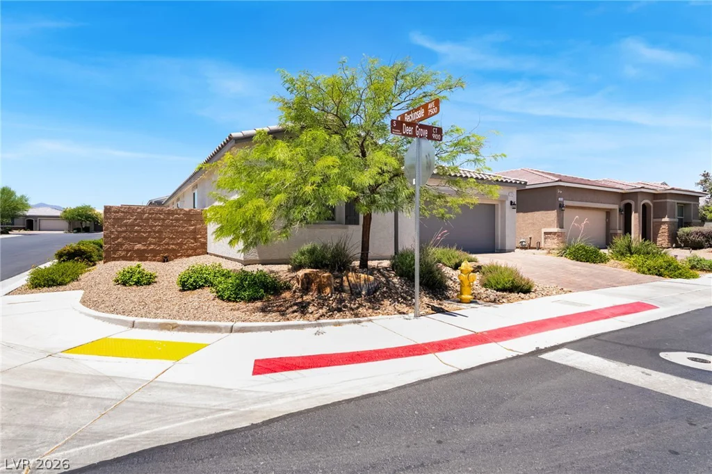 9125 Deer Grove, Las Vegas, NV 89113