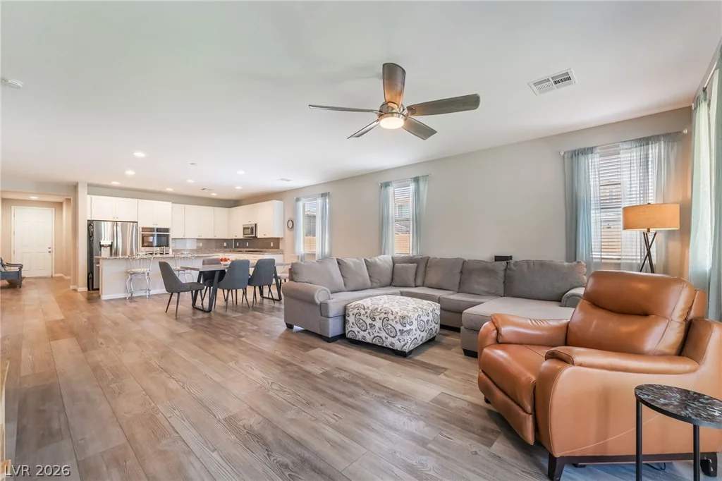 9125 Deer Grove, Las Vegas, NV 89113