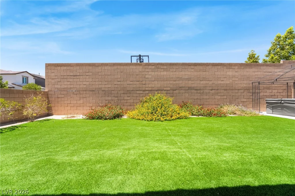 9125 Deer Grove, Las Vegas, NV 89113