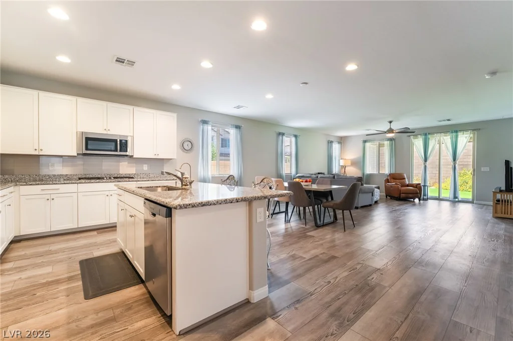 9125 Deer Grove, Las Vegas, NV 89113